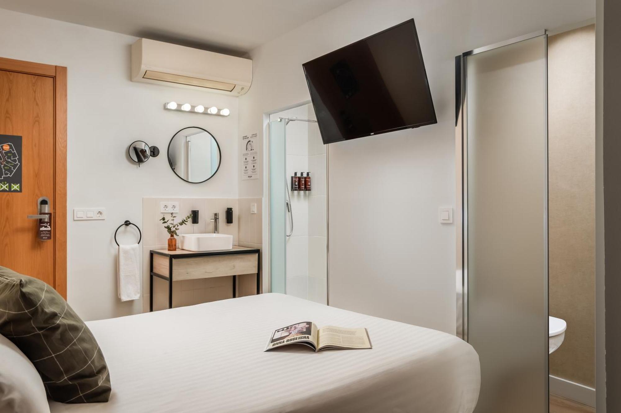 Bypillow Erba Girona Exterior photo