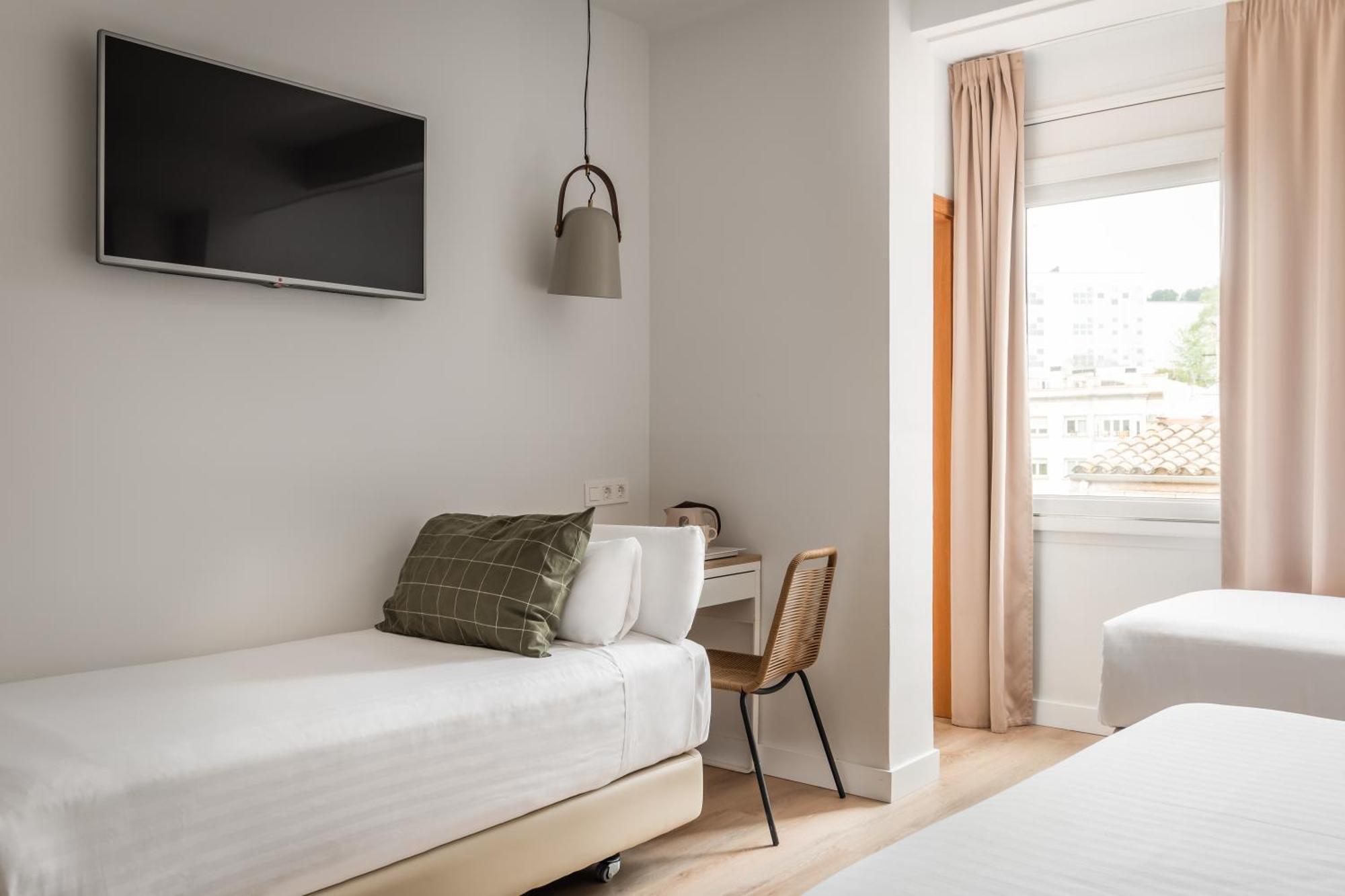 Bypillow Erba Girona Exterior photo