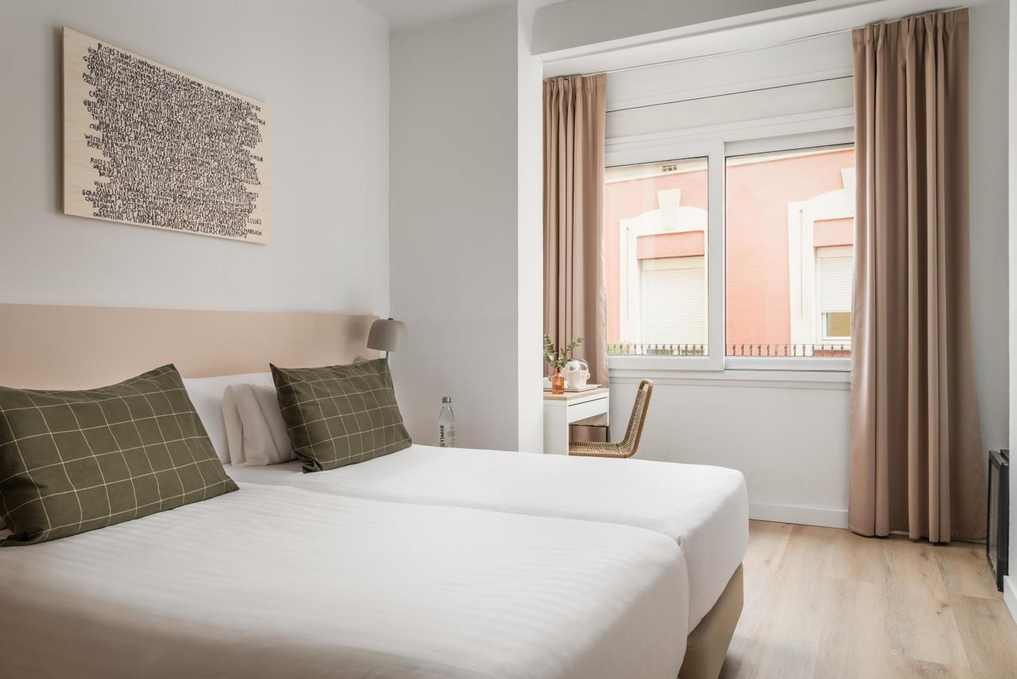 Bypillow Erba Girona Exterior photo