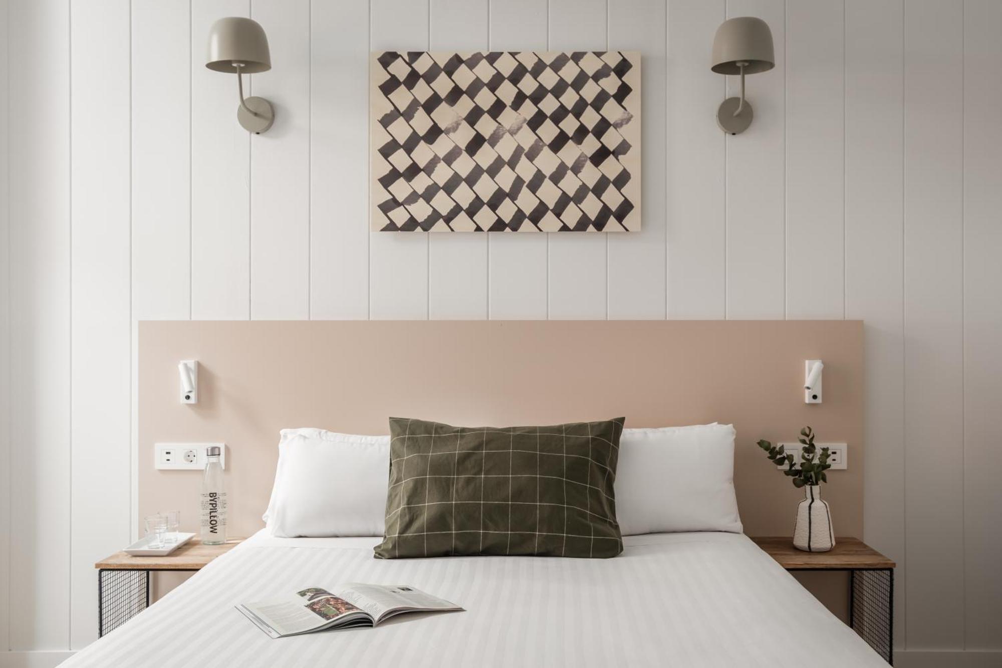 Bypillow Erba Girona Exterior photo