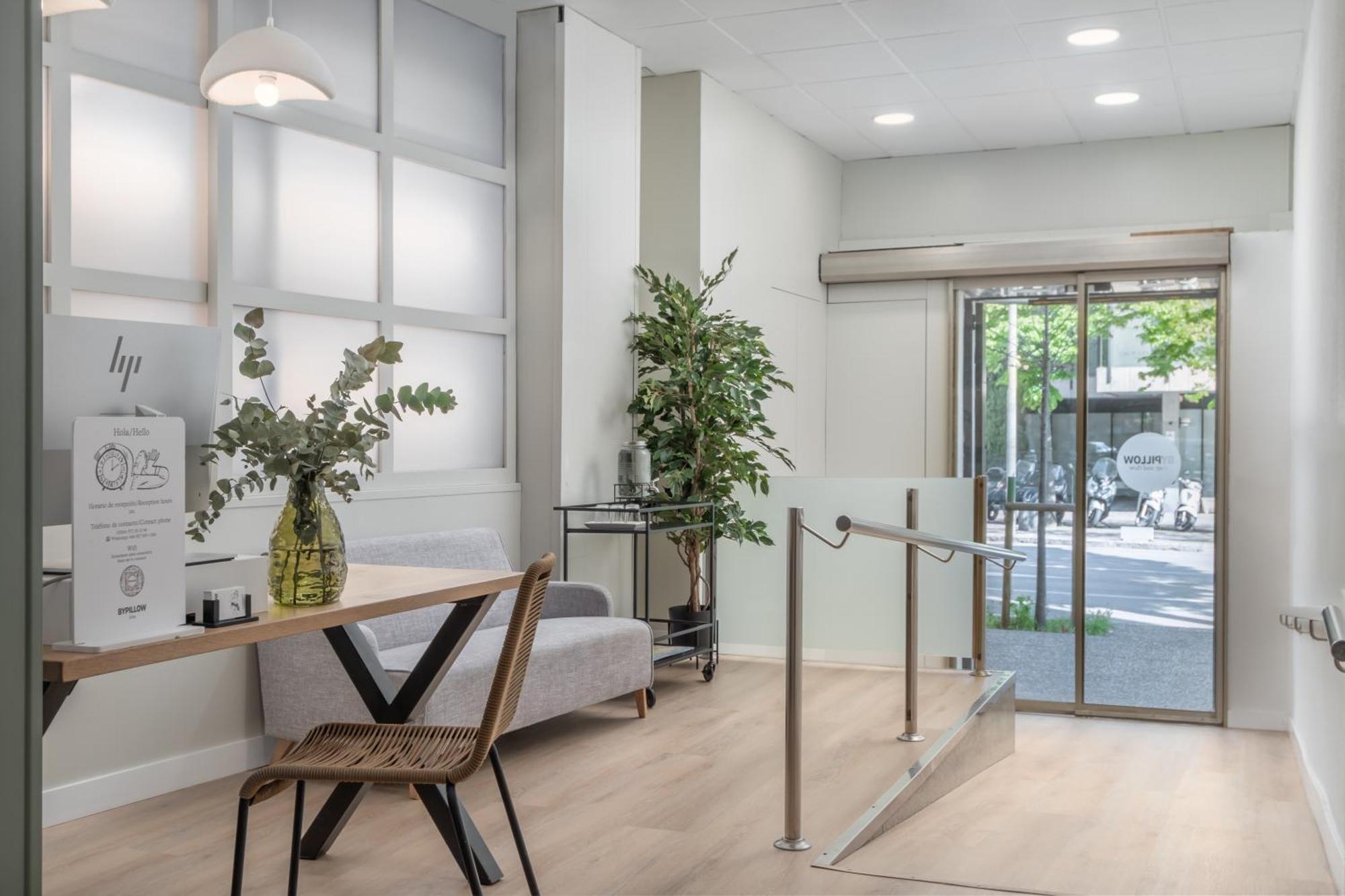 Bypillow Erba Girona Exterior photo