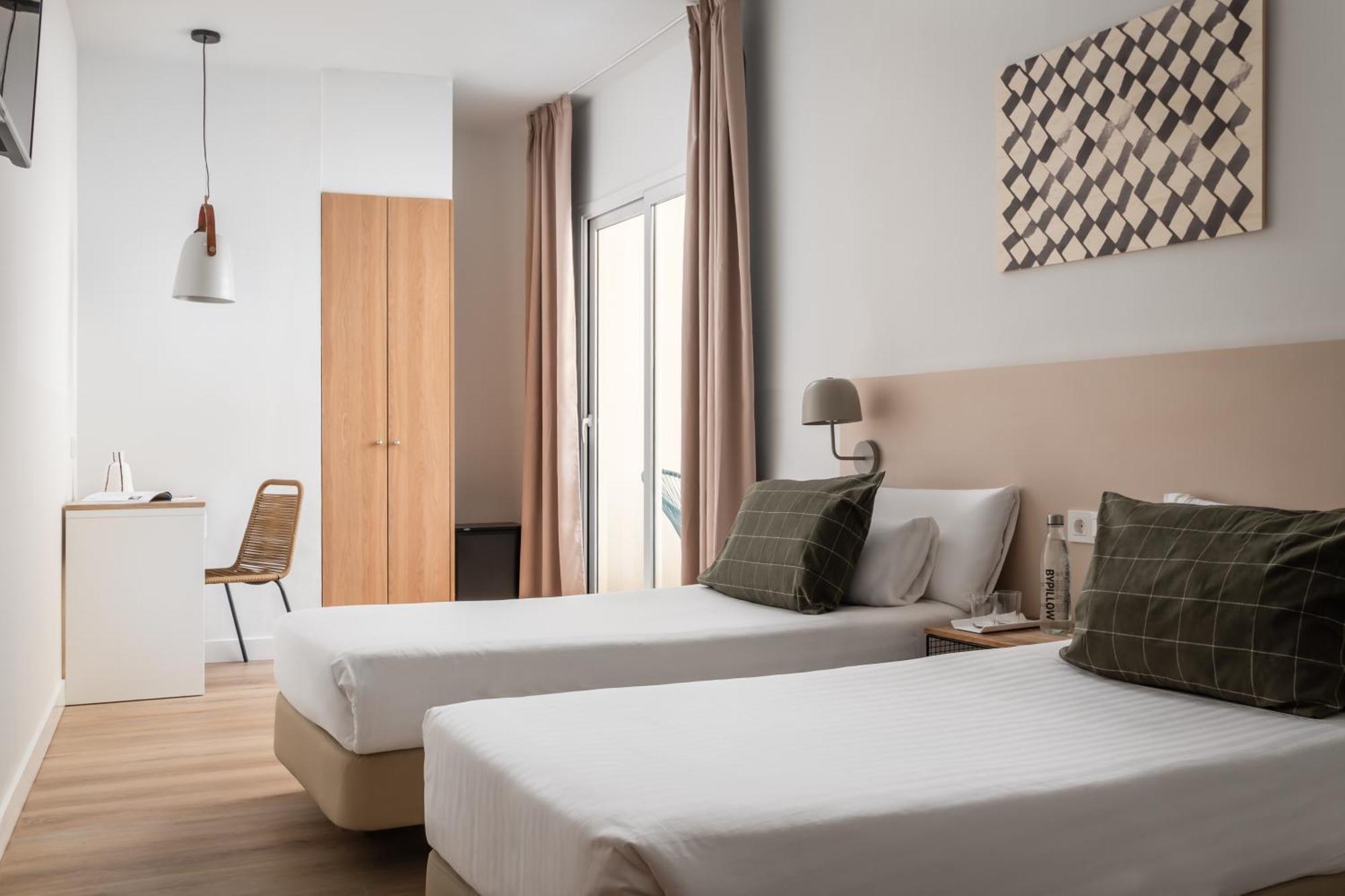 Bypillow Erba Girona Exterior photo