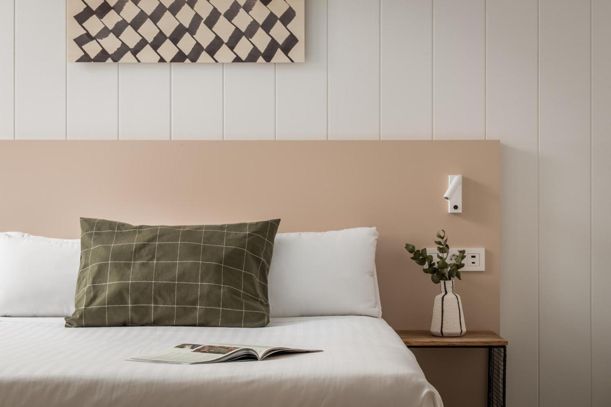 Bypillow Erba Girona Exterior photo
